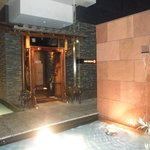 西中洲 楽久虎 - 西中洲らしい高級感ある門構え