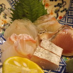 魚菜 なおり - 刺身盛り合わせ