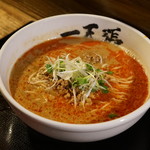 一天張 - 担々麺（赤）