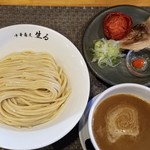 中華蕎麦 生る - 