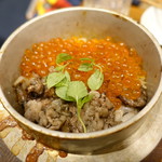 釜飯と炭と酒 やま蔵 - 牛トロいくら釜飯