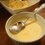 びすとろ UOKIN - 2011/05 洋なしババロア(２５０円)。