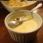 びすとろ UOKIN - 2011/05 洋なしババロア(２５０円)。