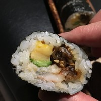 鮨 さいとう - 太巻きの断面