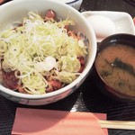 純レバ丼８００円（税込）