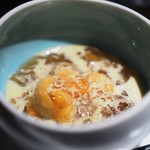 エクアトゥール - 伊勢海老のタルタル　コンソメジュレ　雲丹　甲殻類のソース