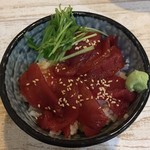 中華そば 四つ葉 - まぐろ丼