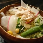 カレー屋アカマル - サラダ付（今回は大根入り）　