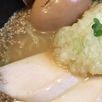 麺屋時茂 - 鶏ハムと半熟玉子