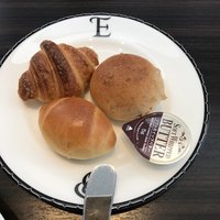 函館大沼 鶴雅リゾート エプイ - クロワッサン,クルミパン,バターロール