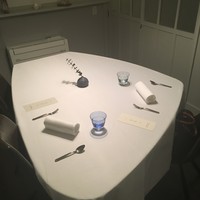 Installation Table ENSO L'asymetrie du calme - 素敵な個室