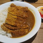 Tokyo Dining Cafe - 料理写真:ロースかつカレー