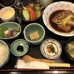 Sensaiya - 鯛の煮付定食＝９８０円