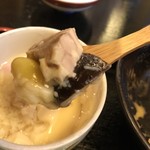 鮮菜家 - 茶碗蒸しの具材を見てん
      鶏肉・椎茸・銀杏