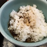 鮮菜家 - お代わりのご飯で
      魚の煮汁をかけて食うのが好き