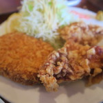 唐揚げもたっぷり