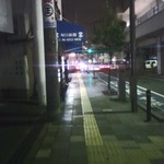 豊中麺哲 - ここを歩いて行くと... 