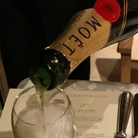 ギリガンズ アイランド - 女性陣が泡が飲みたいと言うのでMoëtをお勧めしました