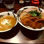 麺屋武蔵 鷹虎 - 【2017.11.12(日)】濃厚つけ麺肉三昧(大盛・300g)1,550円