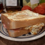 灯 - ハムエッグトースト