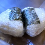 灯 - おにぎり２つ