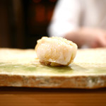 東麻布 天本 - 松川鰈のエンガワ