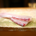 東麻布 天本 - ヒラス（ヒラマサ）