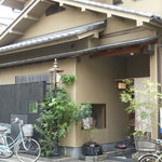玄蕎麦 野中 - 外観；自転車がいっぱい