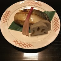 俵屋旅館 - 鰹