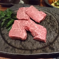 清江苑 池袋西口本店 - 〇熟成肉　2,200円