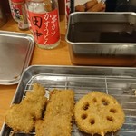 串カツ田中 - 牛かつ、レバ串、蓮根…にカップ酒