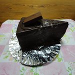 タグチ洋菓子店 - 生チョコケーキ
