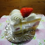 タグチ洋菓子店 - ショートケーキ