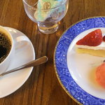 洋食亭ブランドブラン - 苺タルトと苺シャーベットとコーヒー