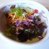 ぎゅう丸茶寮 - 料理写真:グリーンレタス、水菜、人参、紫キャベツなど彩りが綺麗なサラダ♪