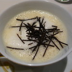 ロオジエ -  ホワイトアスパラガスのスープ、トリュフのロワイヤル