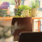 テールベルト＆カノムパン - 2Fのカフェスペース