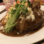 Hambagu Ando Kafe Rotasu Bi - オムライスミニハンバーグ付き(デミグラスソース)
                      ソースはトマトもあります