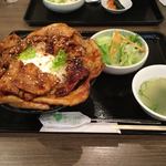 焼肉ホルモン・牛テール料理　あにき - 