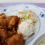 札幌市手稲区役所 食堂 - オマケのサラダです。