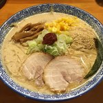 Mon Tsuru - 白味噌ラーメン（880円）