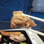 鶏太郎 - 唐揚げリフトアップ