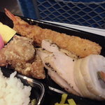 鶏太郎 - エビフライと鶏まき