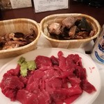 魚仁 - マグロ中落ち＆いかげそ焼き＆焼き物