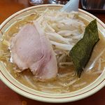 ホープ軒本舗 吉祥寺店（中華そば650円 + もやし増100円）