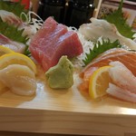 寿司居酒屋 や台ずし - 7種刺身盛