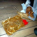 鶏膳 - 富士宮焼きそば￥500＆唐揚げ￥540