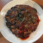 カウボーイカレー - 裏メニュー：1ポンドメガバーグカレー、ライス見えへんど～（笑）