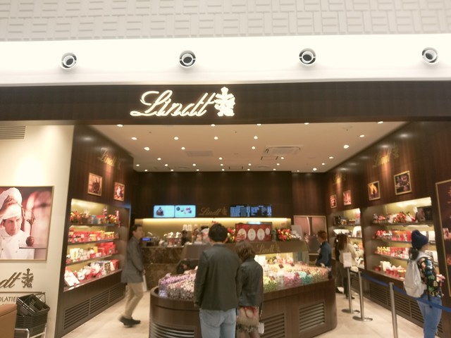 テッシー2さんが投稿したリンツ ショコラ ブティック カフェ 高崎オーパ店 群馬 高崎 の口コミ詳細 食べログ テッシー2さんが投稿したリンツ ショコラ ブティック カフェ 高崎オーパ店 群馬 高崎 の口コミ詳細 食べログ