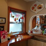 GOLD FALAFEL - 『三駅物語フェス』で初入店！ 可愛いお店ですね(^-^)
